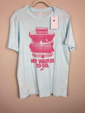 Nike Tee Men Medium Hot Waffles To Go Blue Pink Sporty Short Sleeve Athletic NWT